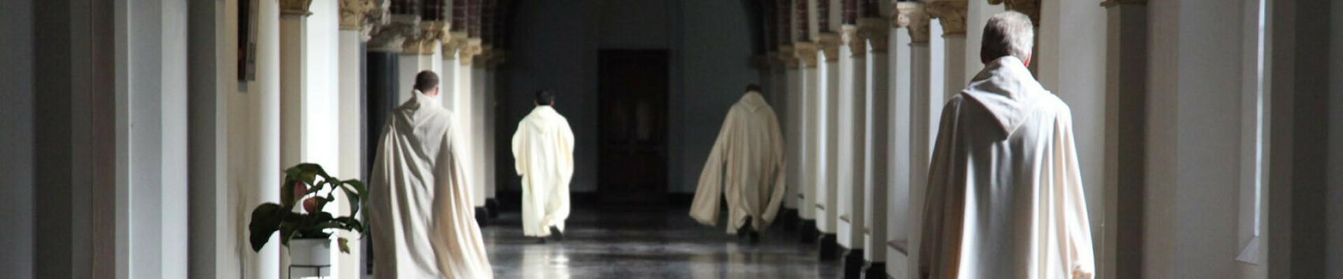 'Kleren maken de monnik'