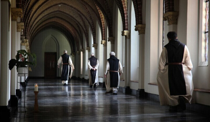 Stilteretraites in maart en april 2025