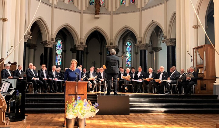 Ontroerende herdenking familie Löb